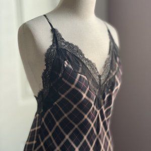 NWOT Victoria's Secret Floor Legth Satin Slip M